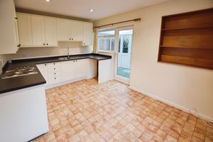 Kitchen/Diner- click for photo gallery